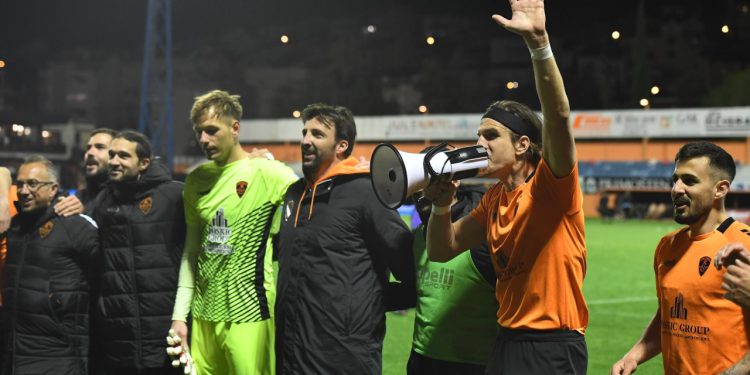 Sportske novosti – Detalji drame u kojoj bi Šibenik mogao ispasti iz lige: Novac stigao četiri minute prije početka okršaja!