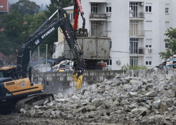Sportske novosti – FOTO Pogledajte današnje scene s Kranjčevićeve, ruši se zapadna tribina: ‘Kroz tri tjedna kreće izgradnja stadiona’