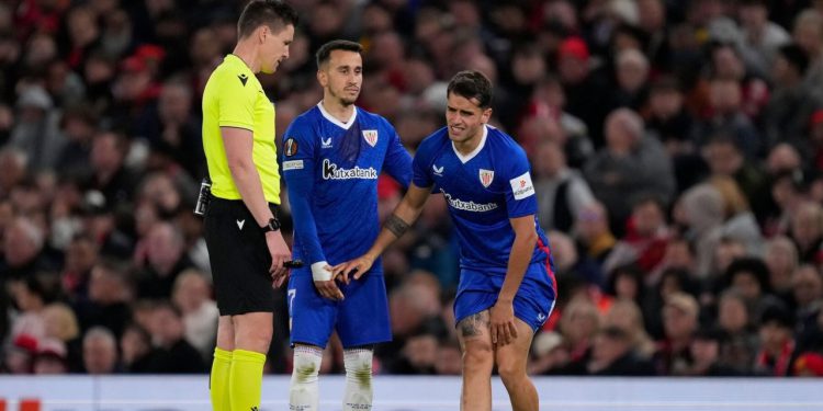 Sportske novosti – Fotografija koja je zgrozila Španjolsku, proziva se čovjek kojeg smo gledali na Poljudu: ‘Pogledajte tu ozljedu’