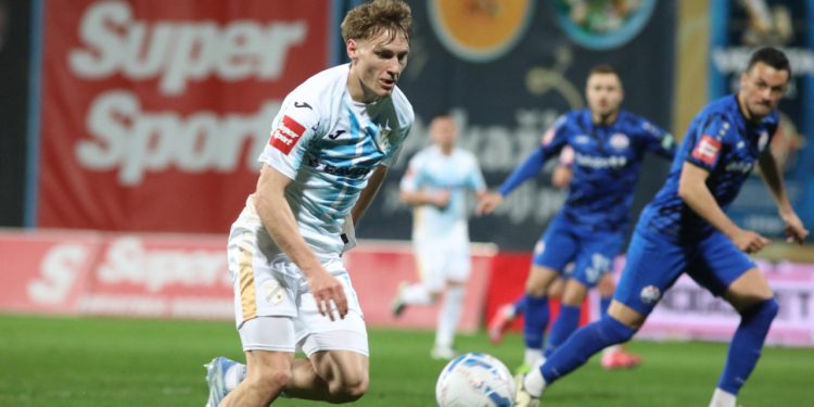 Sportske novosti – Gdje gledati Slaven i Rijeku u borbi za Rabuzinovo sunce? Samo u Hrvatskoj i BiH igra se na dvije utakmice