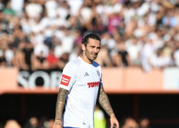 Sportske novosti – HNS neće poništiti Livajin crveni karton, a on se nije očitovao o srednjem prstu Armadi