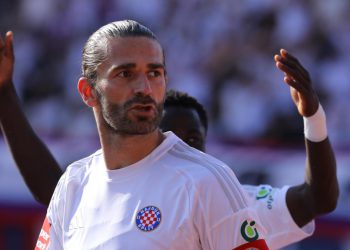 Sportske novosti – Hajduk se nema na što žaliti: Na Poljudu smo vidjeli dvije crne mačke i predstavu