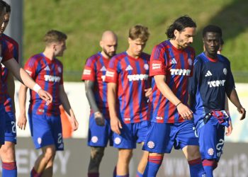 Sportske novosti – Hajdukovci su na čelu kluba zazivali ova dva poznata imena, ali čini se da od toga neće biti ništa