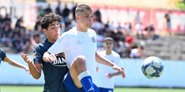 Sportske novosti – Hajdukovi klinci odigrali bez poraza, završili odmah iza Reala Madrida, pa ispali iz Lige prvaka na Poljudu