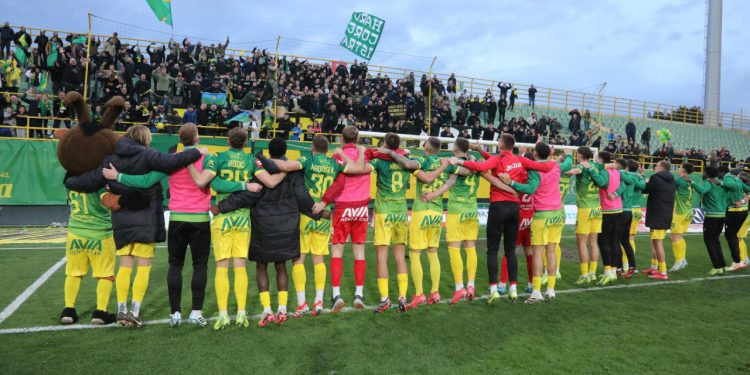 Sportske novosti – Istra popunila četiri navijačka autobusa za Osijek, pomama za navijačkim rekvizitima, pogotovo jednim dresom…