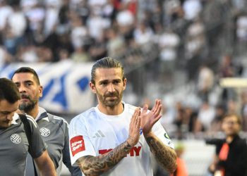 Sportske novosti – Jeličić: Drago mi je zbog svih budala i mediokriteta. Livaja ima ovolika mu**! Marko, molim te, ostani…