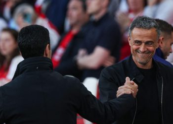 Sportske novosti – Kako zaustaviti kaos? Trebat će mirnoća s početka stoljeća: ‘Stižu Gattuso i Ambrosini, ali mladić je oduševio’