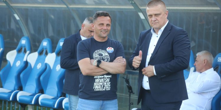 Sportske novosti – Kovačević proslavio jubilej, pa otkrio: ‘Igrači žele to svim srcem, ne smijemo prosuti sve za što smo krvavo radili’