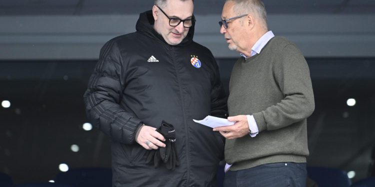 Sportske novosti – Krešimir Antolić nakon kiksa: ‘Sram me Strukanovog suđenja, a u svojoj prvoj pravoj sezoni napravili ste cirkus’