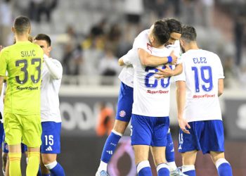 Sportske novosti – Livaja stvorio probleme, ali najbolji igrač Hajduka bio je netko drugi. Napadač Rijeke imao utakmicu za zaborav