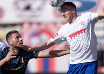 Sportske novosti – Majstori na terenu? Ha, ovaj zapanjujući podatak s derbija Hajduk