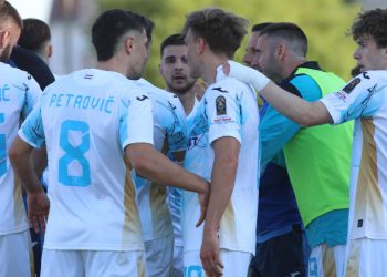 Sportske novosti – ‘Marko Livaja je apsolutno sam nosio Hajduk, ali jedan drugi nogometaš je igrač sezone. Apsolutno je na vrhu’