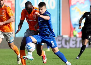 Sportske novosti – Najuzbudljiviji Slavenov igrač upitan za važan dvoboj s probuđenim Osijekom