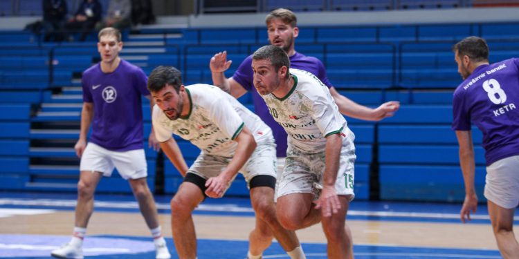 Sportske novosti – ‘Nakon 16. godine potpisali smo za Mamićevu agenciju, nisam ni čitao ugovor! Tata je sve potpisivao…’