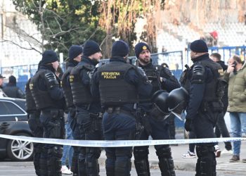 Sportske novosti – Ništa se ne prepušta slučaju: Igrače Hajduka na treningu čuvala interventna policija