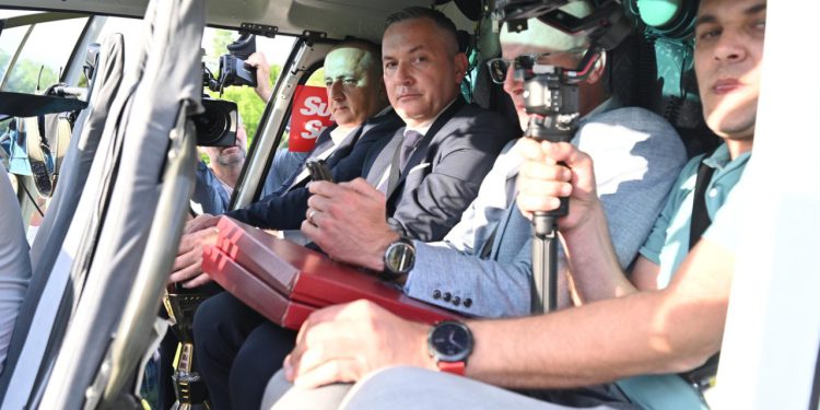 Sportske novosti – Ovako je Kustić čekao let helikopterom: ‘Unaprijed ugravirano ime prvaka? Ma dajte!’