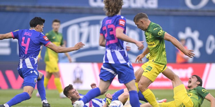 Sportske novosti – Ozljede su prorijedile svlačionicu Lokosa, čak osam igrača nedostaje za Osijek! Trener nagradio juniore