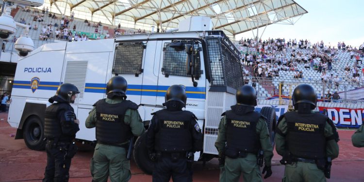 Sportske novosti – Poznati influencer pretučen u Splitu! ‘Moja zadnja utakmica na Poljudu, dolaze mi s leđa, morao sam bježati..’