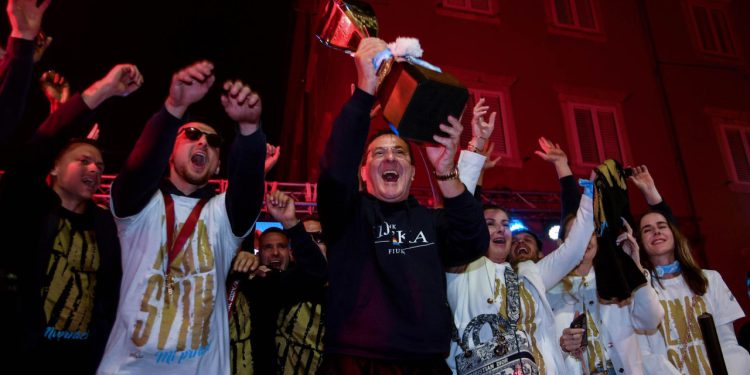 Sportske novosti – Riječki trijumfator prekršio je sva nepisana pravila o upravljanju klubom, digao ga iz gliba, stečaja i s dna