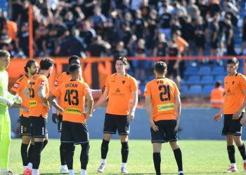 Sportske novosti – Šibenik se samostalno eutanazirao! Gdje će završiti sunovrat kluba koji je sam sebi bio najveći neprijatelj?