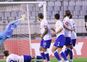 Sportske novosti – Stigle nagrade za najbolje u travnju. Dvije putuju u Pulu, jedna na Maksimir, a gol mjeseca upao je u mrežu Hajduka