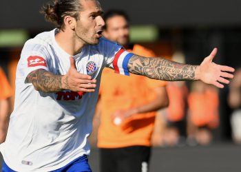 Sportske novosti – Sudačka komisija: Livaja nije trebao dobiti crveni karton, to nije bilo nasilno ponašanje