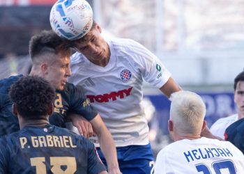 Sportske novosti – Teorije zavjere oko kraja lude sezone u SHNL-u: Najbolje bi bilo da Dinamo stimulira Hajduk protiv Rijeke