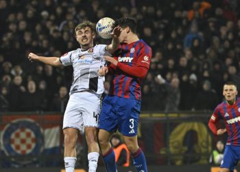 Sportske novosti – UŽIVO: Stigao sastav Hajduka, Gattuso izmiješao karte! Durdov u prvih 11, Bijeli nemaju pravo na kiks