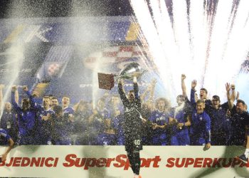 Sportske novosti – Utakmice koje će odlučivati o naslovu, Europi ili ispadanju neće se igrati u isto vrijeme! Prvaku pehar idući dan?