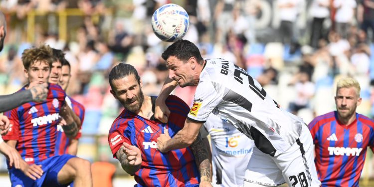 Sportske novosti – VIDEO Je li Hajduk oštećen u Velikoj Gorici? Skomina: ‘Od pet sudaca koje sam pitao, za četvoricu je to penal’