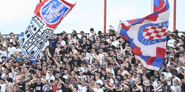 Sportske novosti – VIDEO: Poslušajte žestoku reakciju Torcide nakon primljenog gola! Livaja i društvo ekspresno reagirali