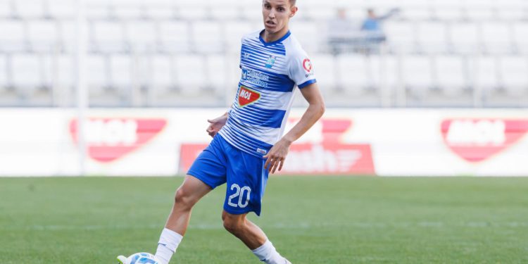 Sportske novosti – Više od polovine igrača dovedenih ove sezone ili je već otišlo ili će otići