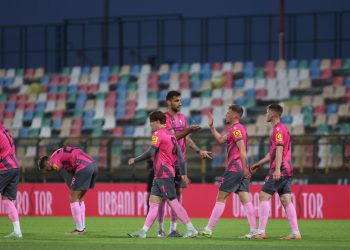 Sportske novosti – Za prvu pobjedu nakon dva i pol mjeseca Lokomotiva počastila igrače izlaskom u noćni klub!