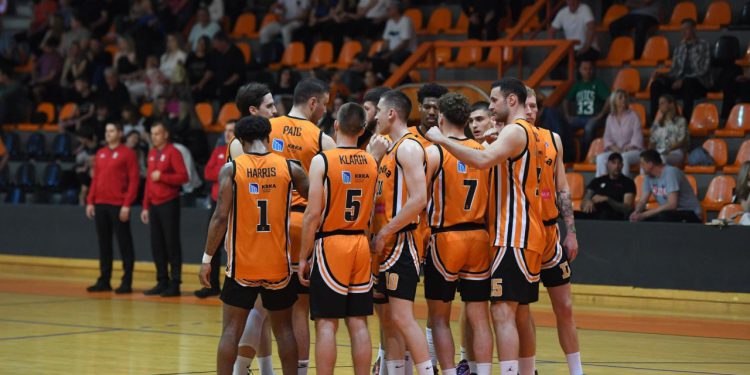 Sretan kraj turbulentne sezone: Šibenka pobijedila Cibonu i izborila ostanak u ligi