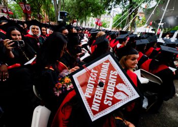 Sudac naređuje Trumpu da prestane blokirati međunarodne studente s Harvarda