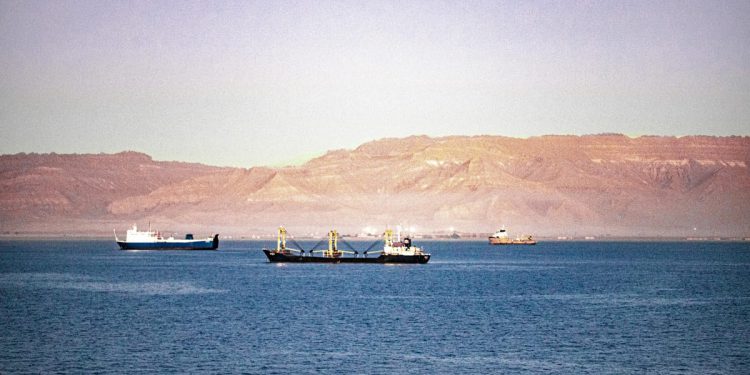 Sueski kanal spušta cijene u namjeri da vrati brodove u Crveno more