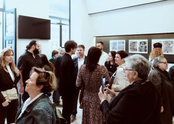 Svi su pohrlili u Fotoklub, pogledajte kako je bilo na otvorenju izložbe velikog majstora Đulja