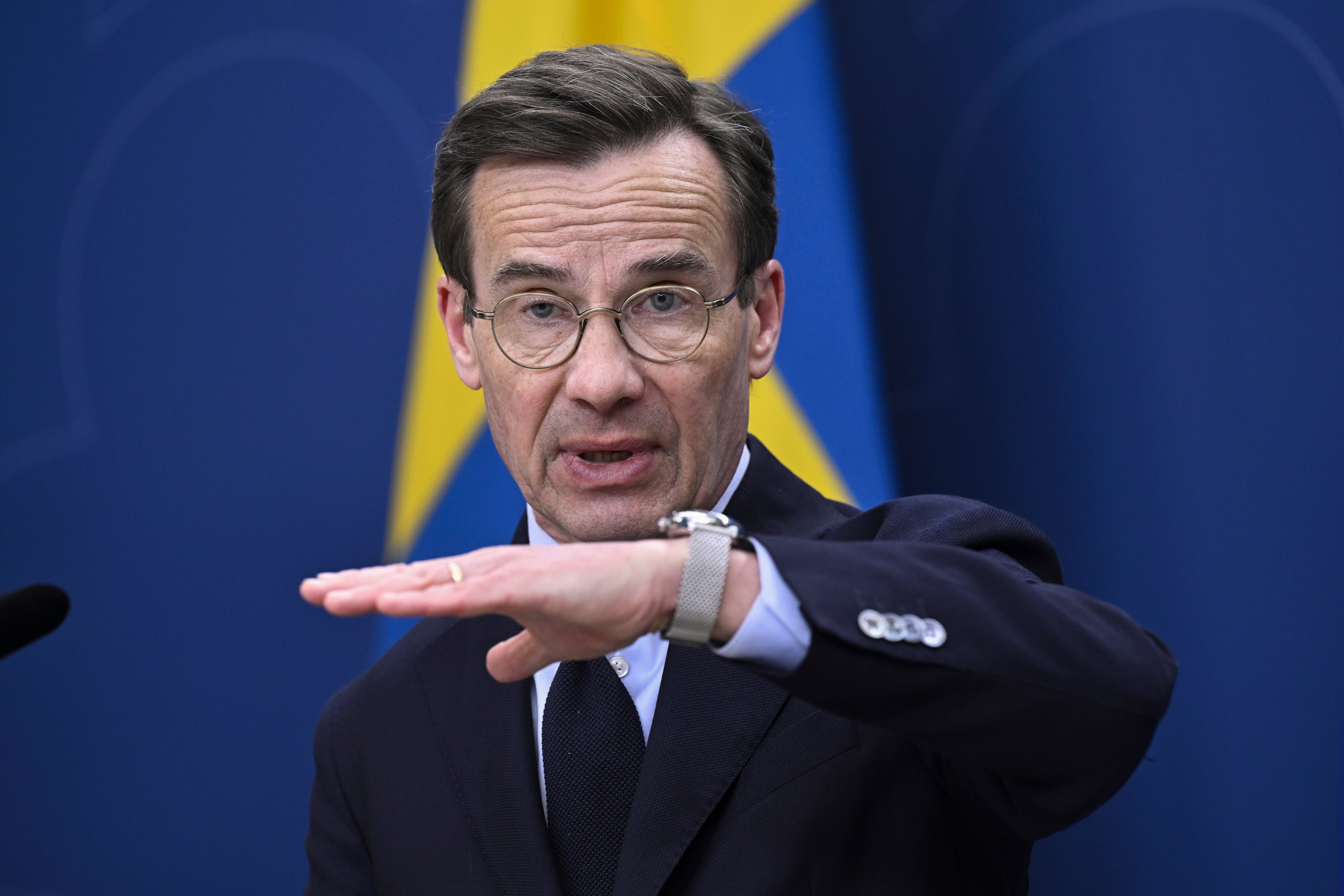 Švedski premijer ULF Kristersson najavljuje porast troškova obrane tijekom konferencije za novinare u Stockholmu u Švedskoj, srijeda, 26. ožujka 2025. godine.