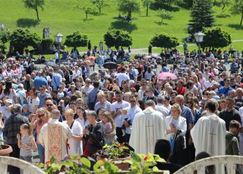 Tisuće djece kod Gospe u Mariji Bistrici: Nadbiskup poslao snažnu poruku