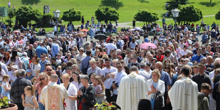 Tisuće djece kod Gospe u Mariji Bistrici: Nadbiskup poslao snažnu poruku