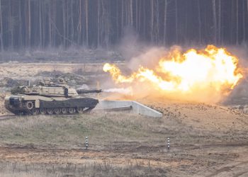 Tjedna analiza Zorana Metera: Vojna parada u SAD-u na Trumpov rođendan; EU u škarama; Vatikan u Coca-Coli