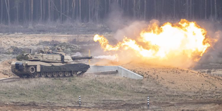 Tjedna analiza Zorana Metera: Vojna parada u SAD-u na Trumpov rođendan; EU u škarama; Vatikan u Coca-Coli