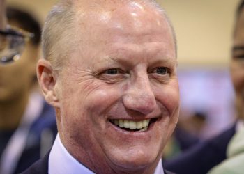 Tko je Greg Abel, nasljednik Warrena Buffetta i CEO -a Berkshirea Hathawaya u čekanju?