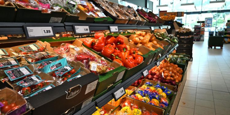 Trgovački lanac u kojem i Šibenčani kupuju od lipnja radnicima podiže plaću: ‘Nije puno, ali pokazali su dobru volju’