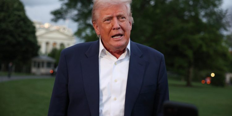 Trump ažuriranja uživo: Predsjednik kaže da su strani filmovi ‘prijetnja nacionalnoj sigurnosti’ i prijete visokim tarifama