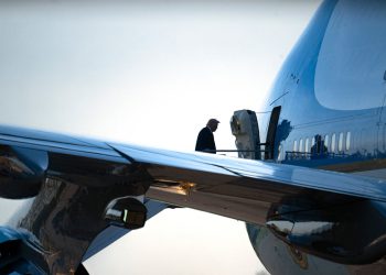 Trump da dobije novu “leteću palaču” dar zrakoplovstva jedan vrijedan 400 milijuna dolara tijekom posjeta Kataru, kaže izvještaj