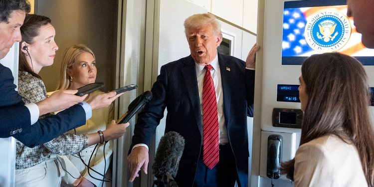 Trump kaže ‘Nešto nije u redu’ sa Schumerom nakon kritike katarskog mlaza