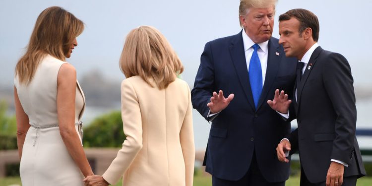 Trump komentira Macron suprugu Slap – RT World News