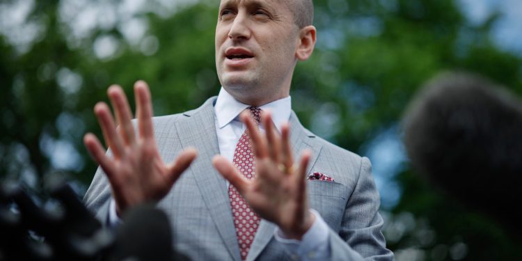 Trump može suspendirati habeas corpus, štiteći ljude od nezakonitog pritvora, usred zahtjeva ‘invazije’