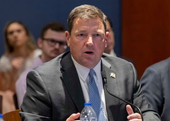 Trump povuče kandidata za odvjetnika nakon povratka iz GOP senatora